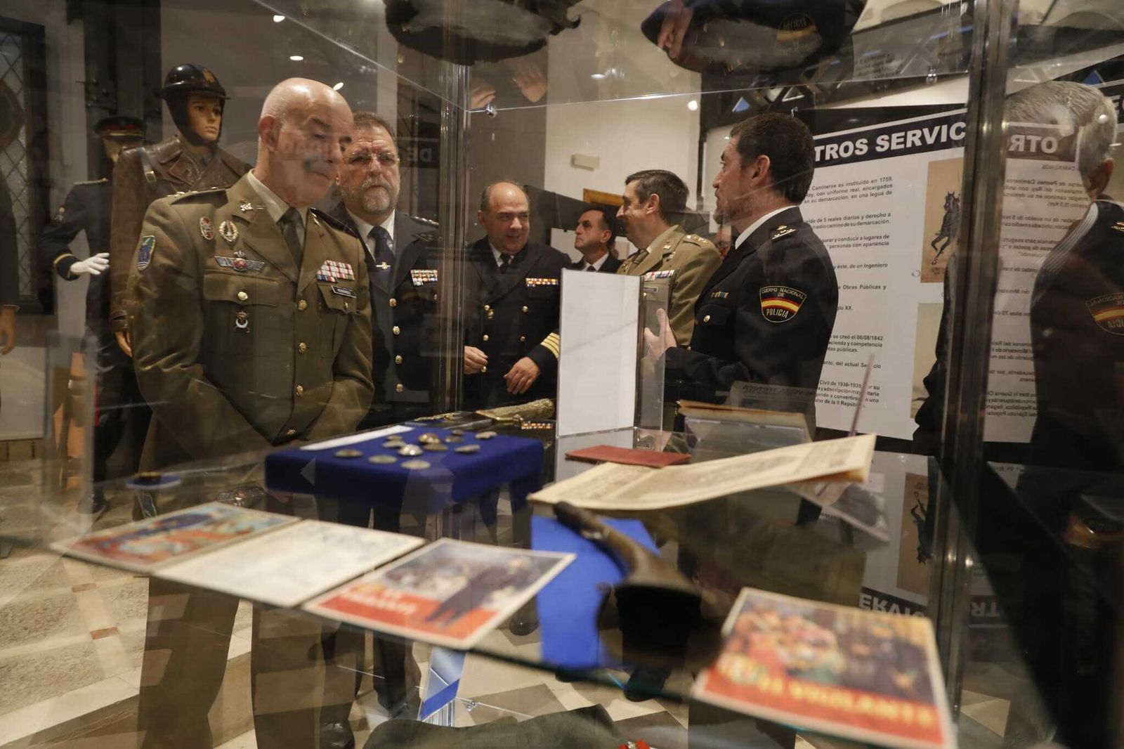Un detalle de la exposición sobre la historia de la Policía.