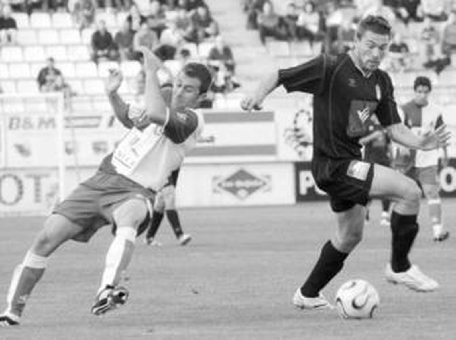 Gorka Pintado está en racha goleadora y el Granada CF lo necesita para cumplir el objetivo de disputar la fase de ascenso.