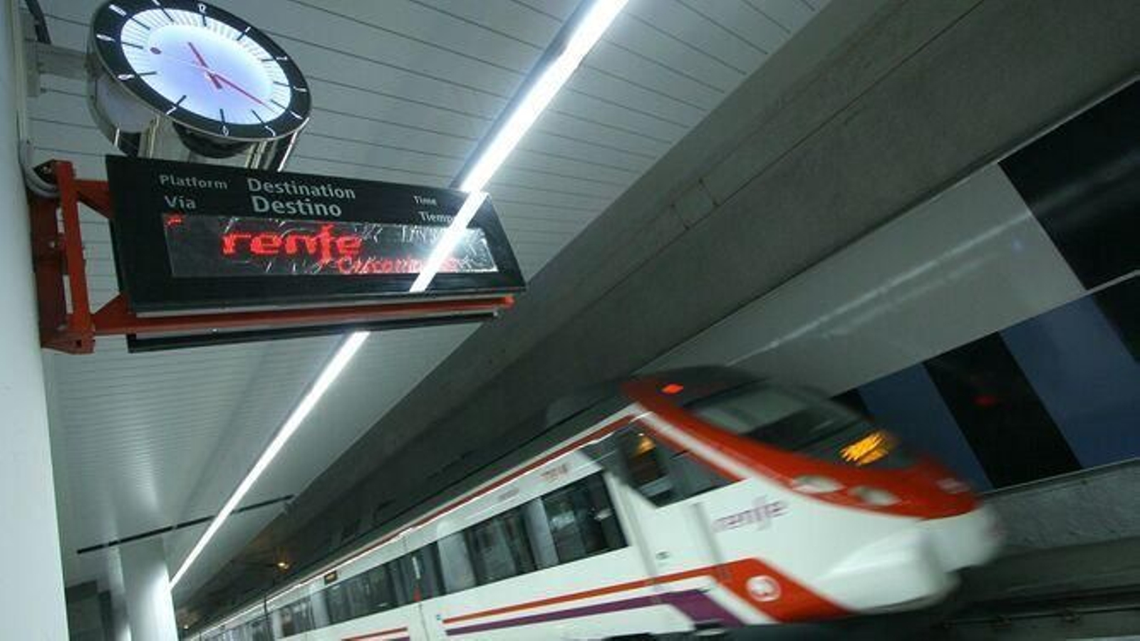 Un tren del Cercanías Málaga-Fuengirola.