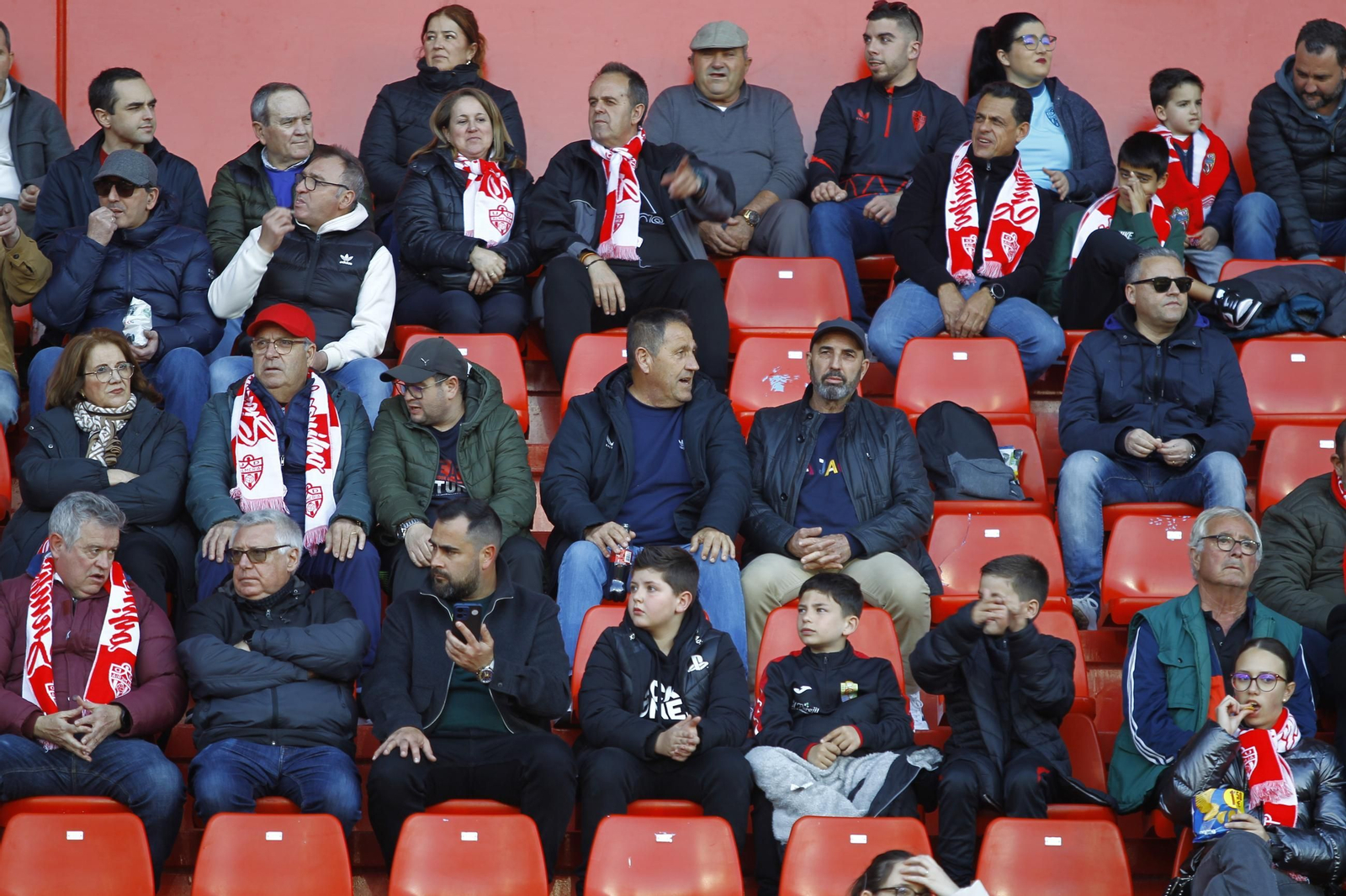 Búscate en las fotos del Almería-Real Zaragoza