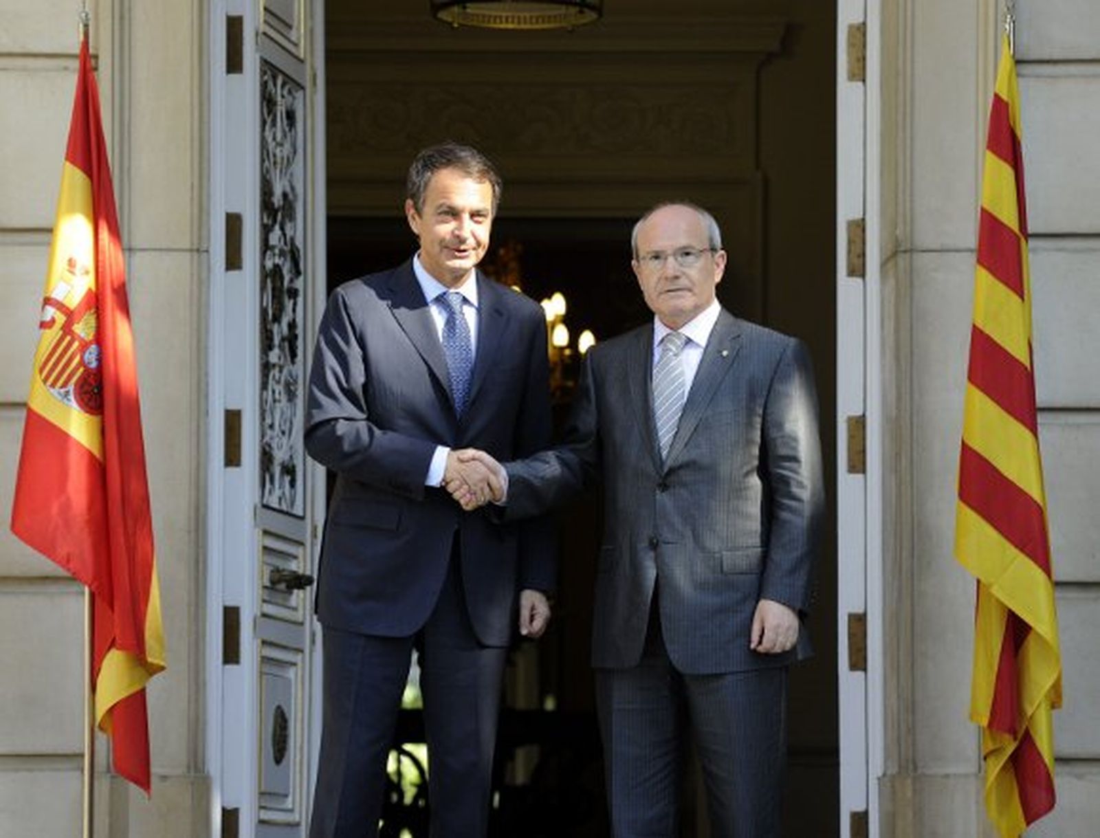 Montilla pide a Zapatero "gestos políticos" para reimpulsar el 'Estatut'