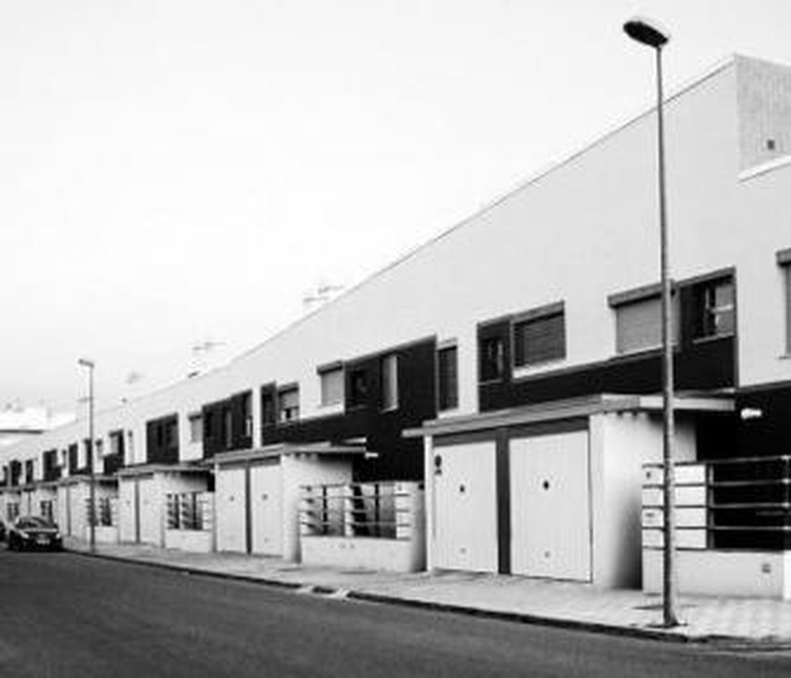 Viviendas diseñadas por José Miguel Chaparro y Luis Valero Díez.