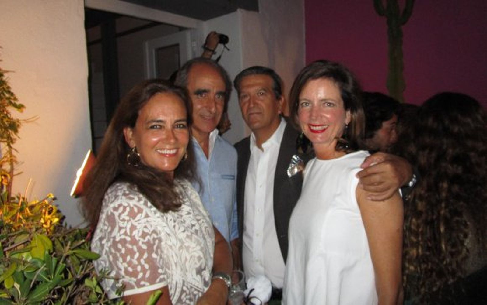 Rocío Tassara, Kaitín Nadal, Enrique Ybarra y la pintora Paula Varona.

Foto: Ignacio Casas de Ciria