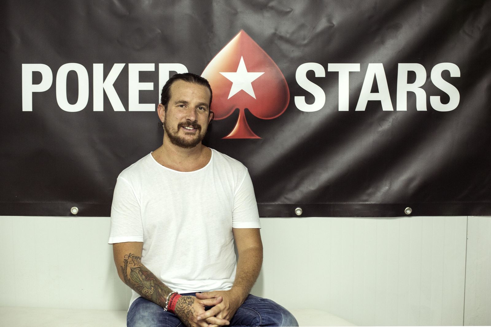 El escenario principal ha sido durante todo el festival un espectáculo de luz y color.