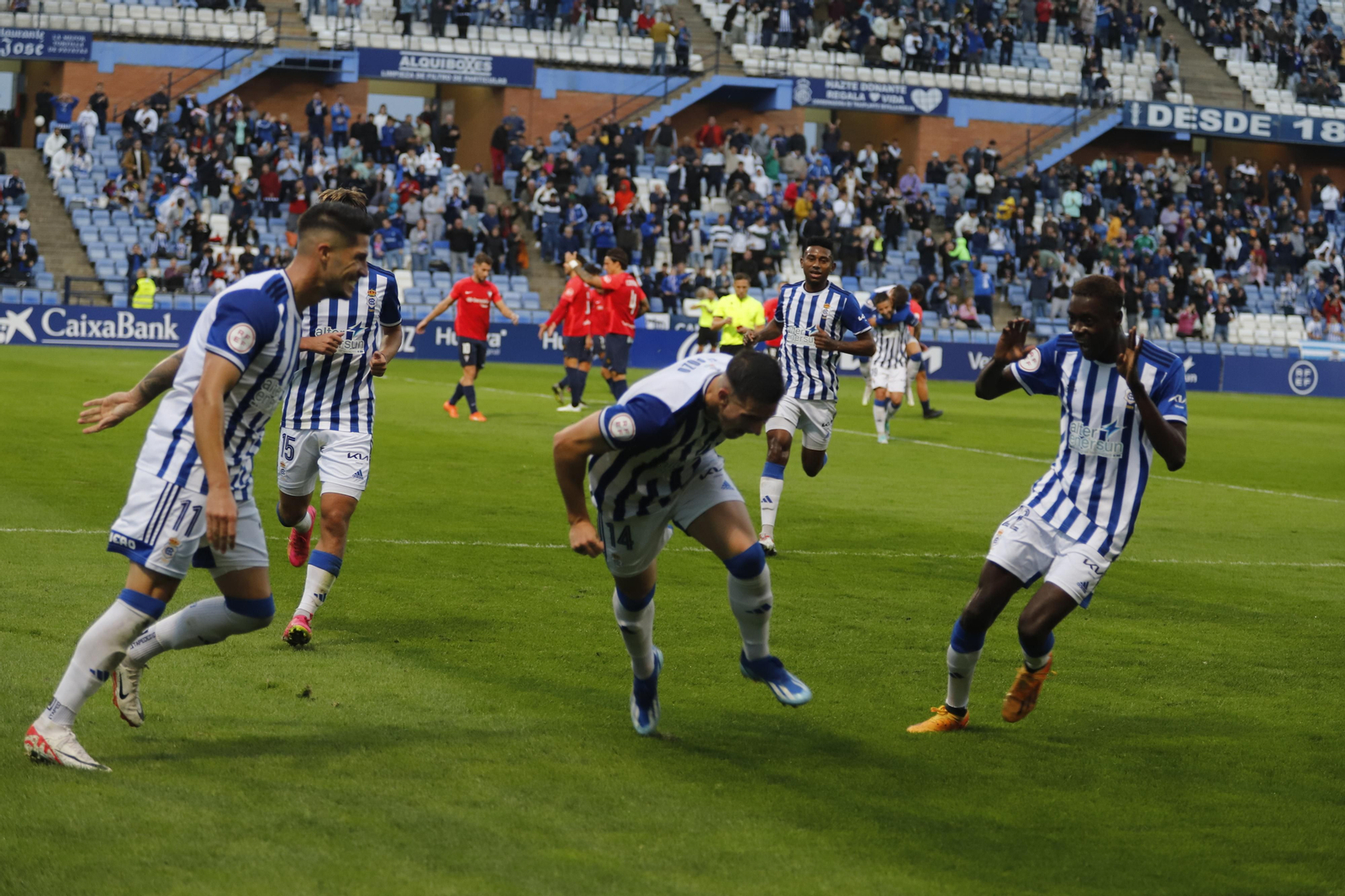 Imágenes del encuentro entre el Recreativo Huelva y el San Fernando