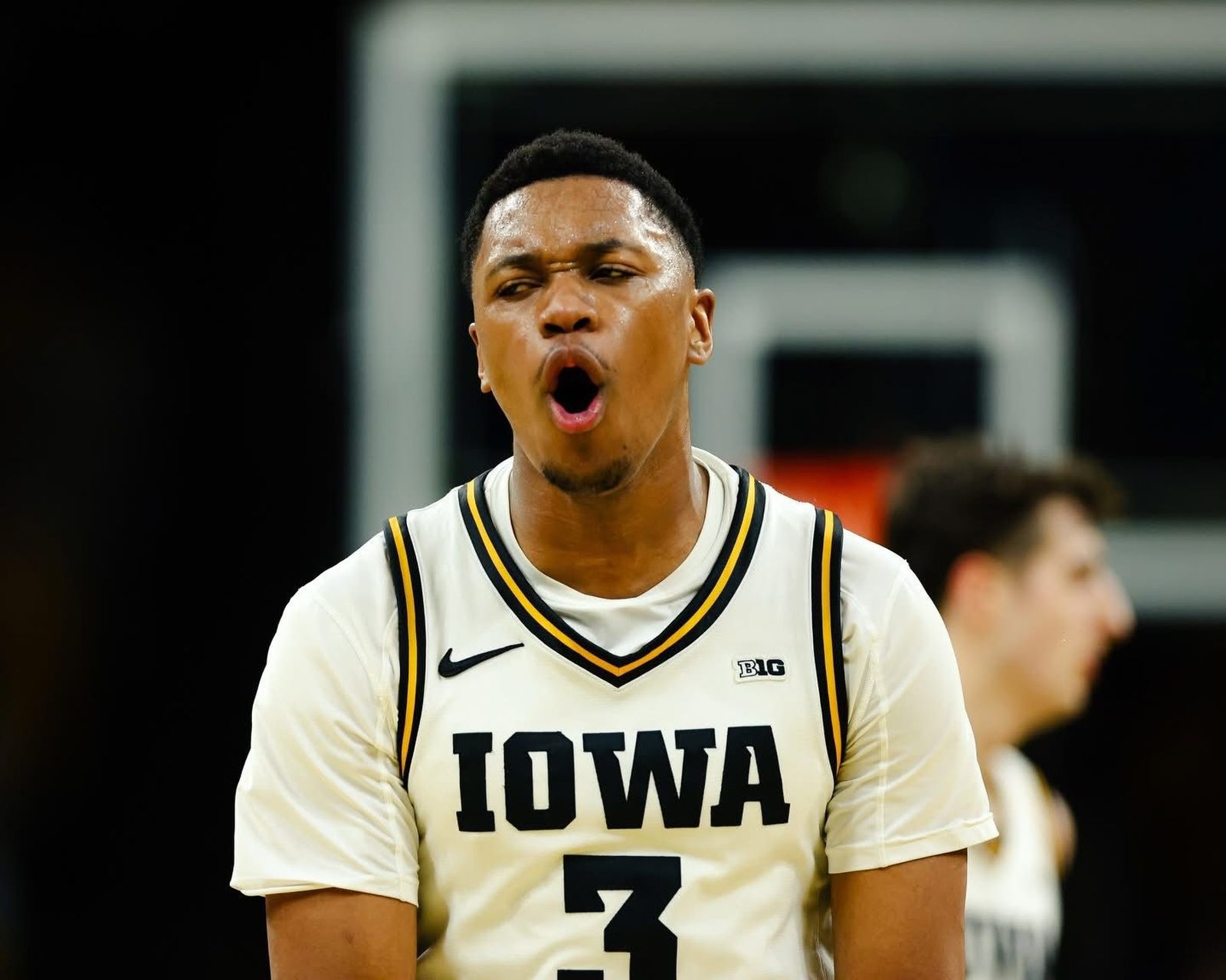 NCAA: Álvaro Folgueiras cede ante su amigo Aday Mara