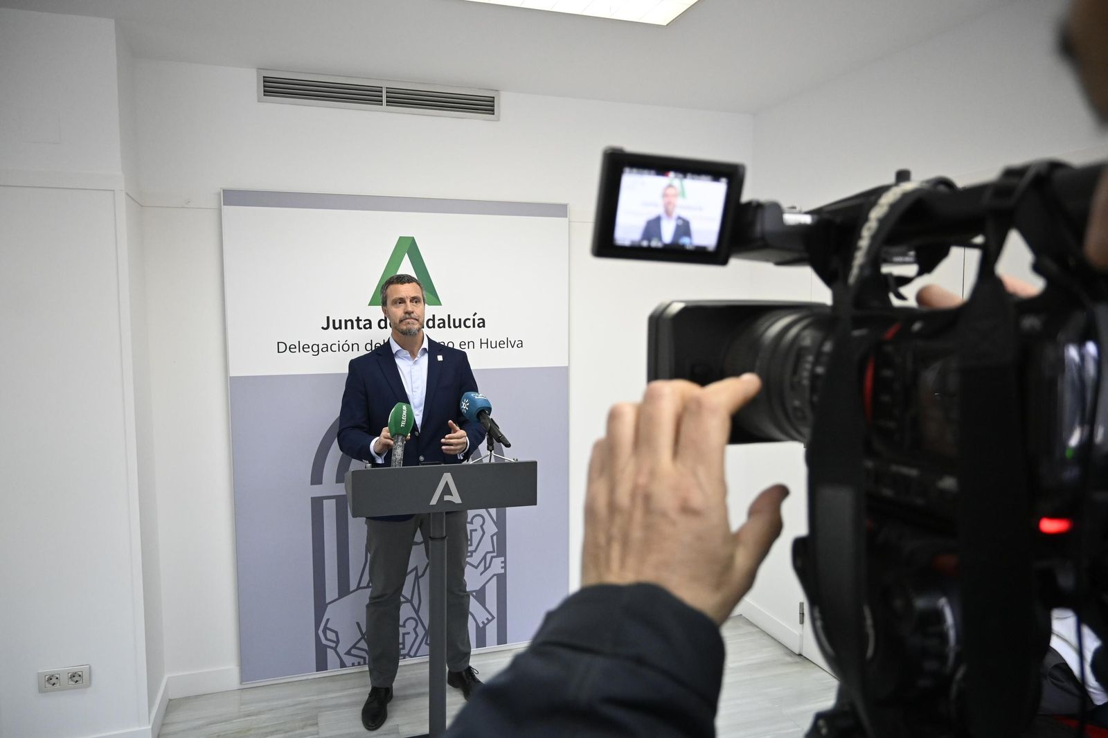 Imágenes del reconocimiento a las entidades que participaron en la emergencia de Cueva de la Mora