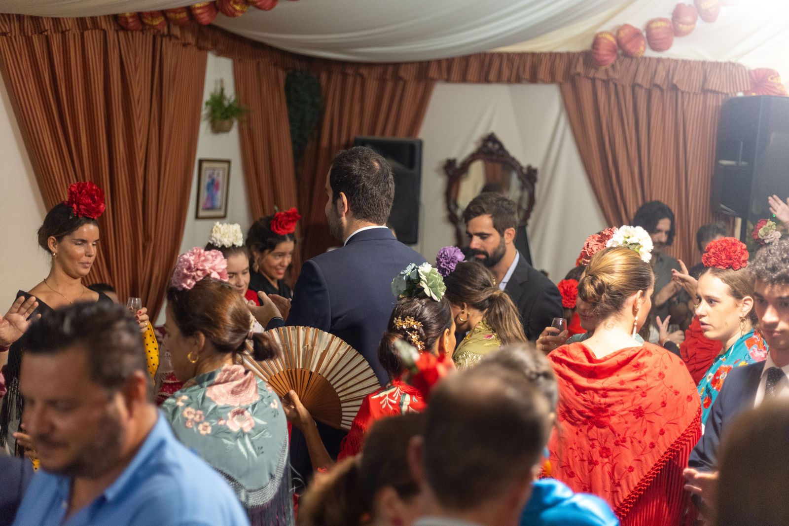 Feria del Caballo 2023: Imágenes del ambiente en la noche del sábado