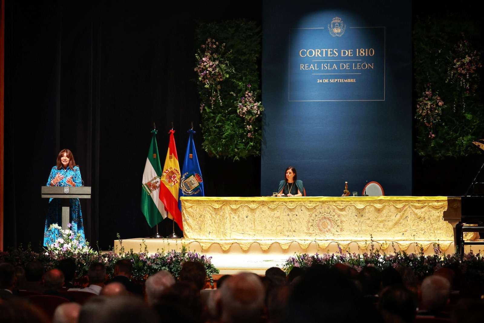 Anne Hidalgo, en el Teatro de las Cortes de San Fernando
