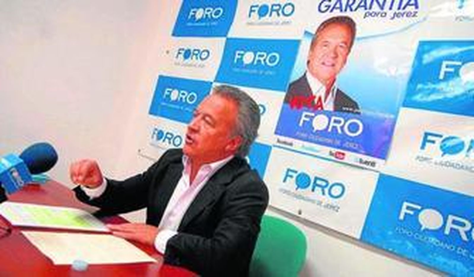 Pacheco, ayer en rueda de prensa en la sede del Foro.