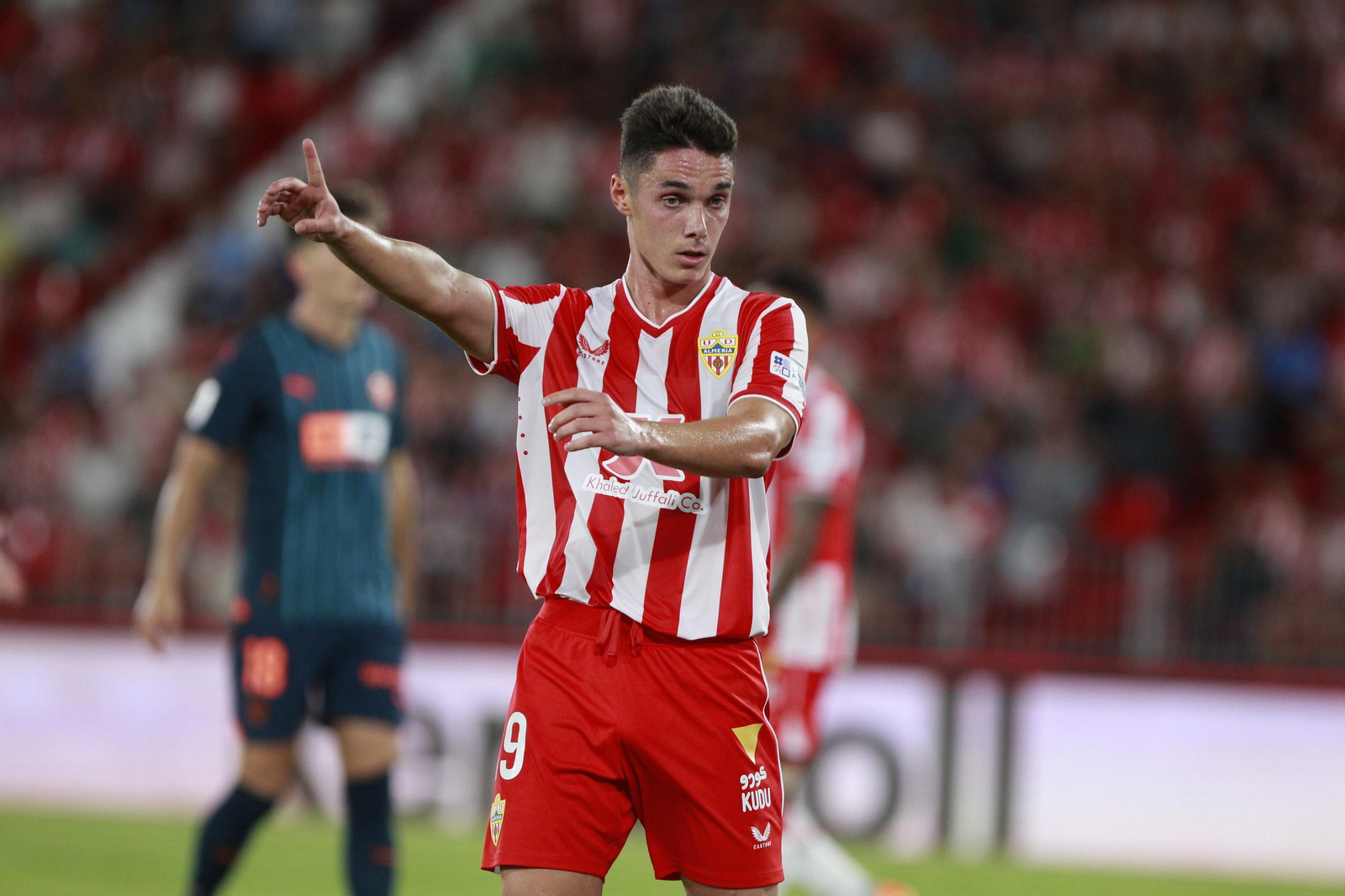 Imágenes del partido de La Liga Ea Sports U.D. Almería-Valencia C.F.