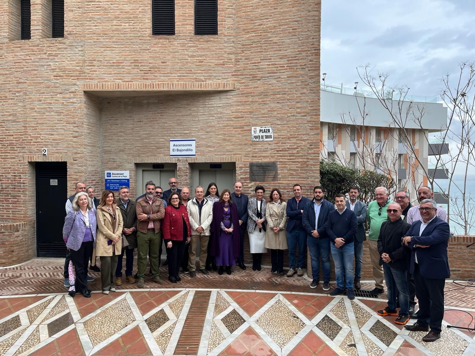 El acto de inauguración de los ascensores.
