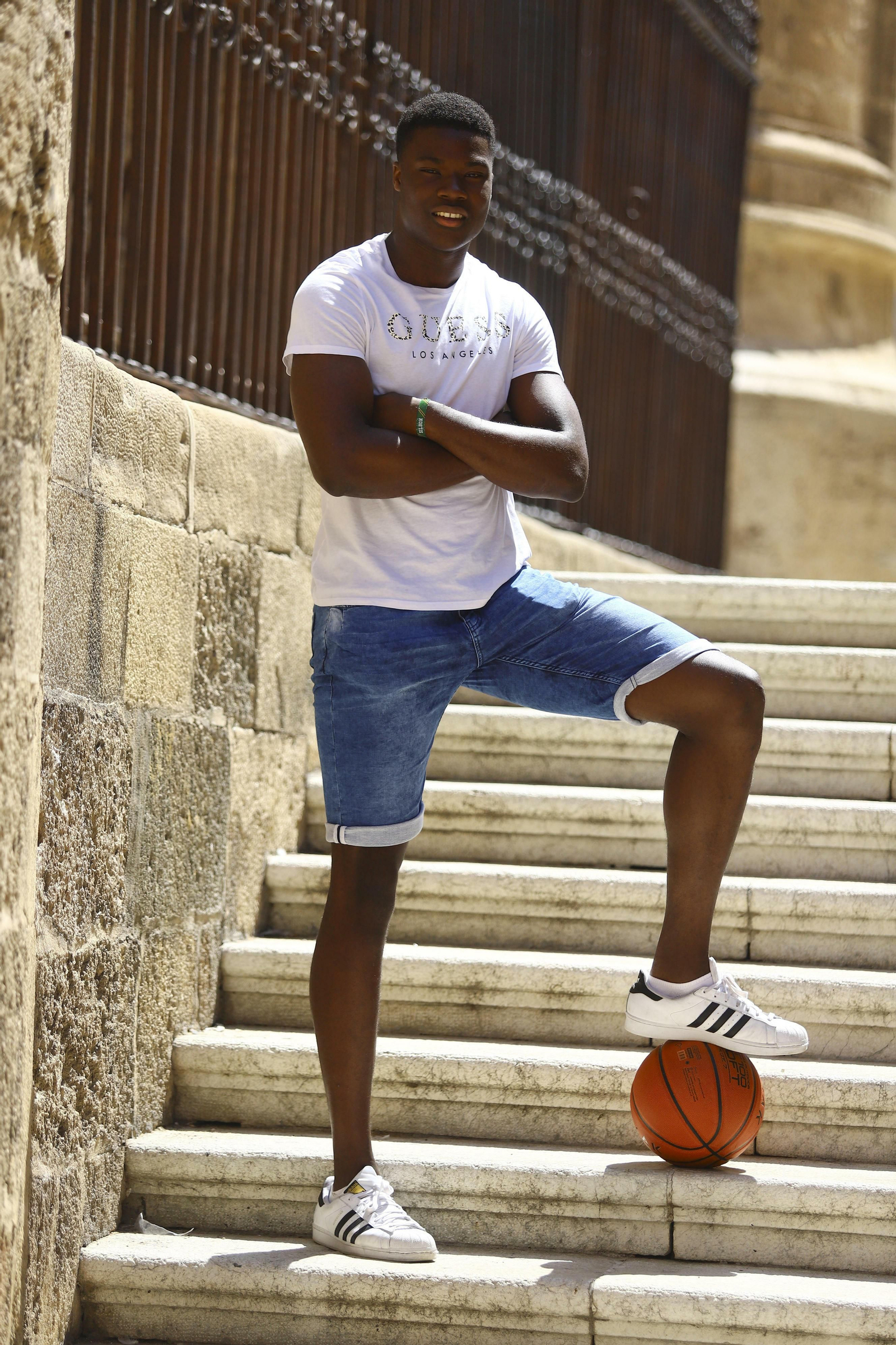 La entrevista a Gody Dike, en fotos