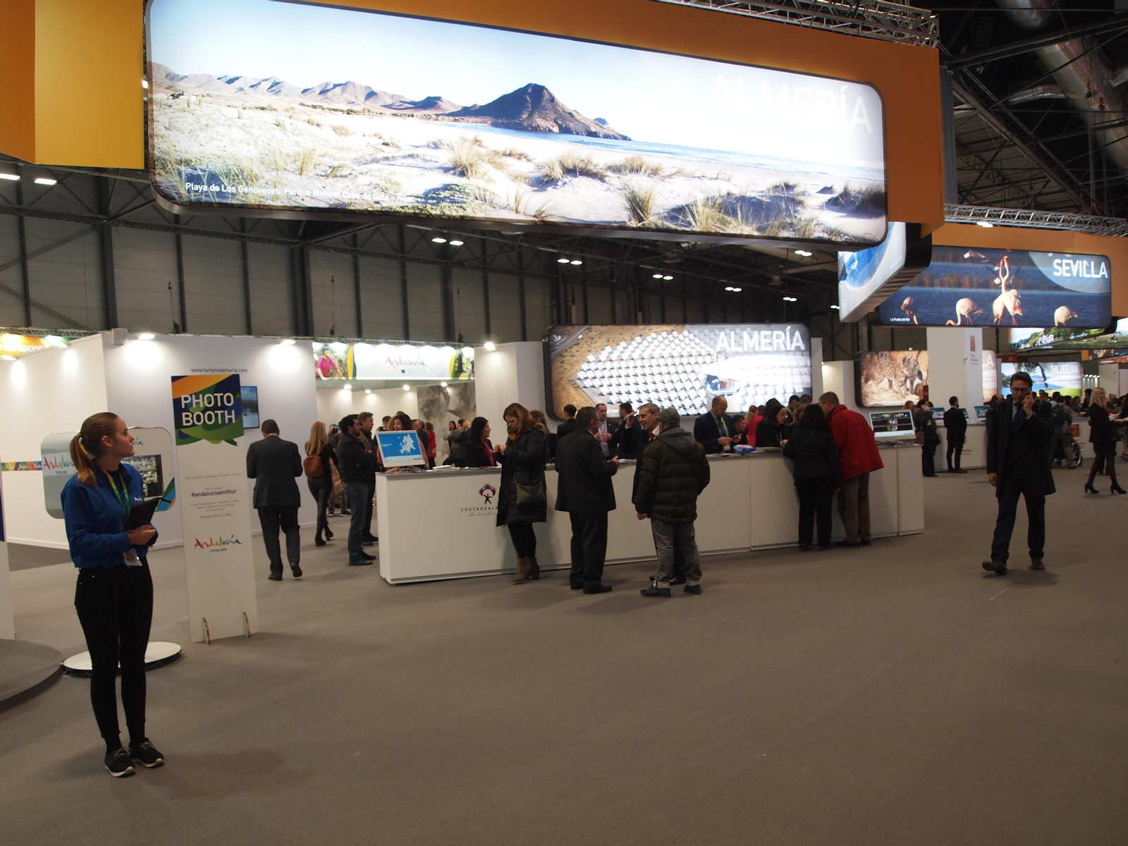 Imágenes de la segunda jornada de Costa de Almería en Fitur 2020