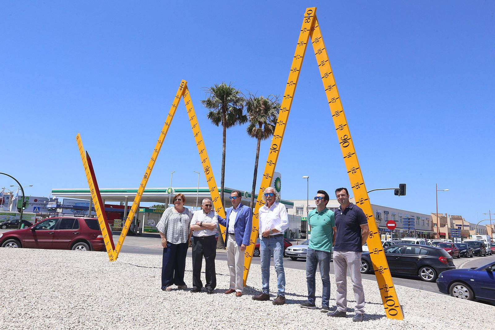 Un metro de grandes dimensiones, a la entrada de la ciudad