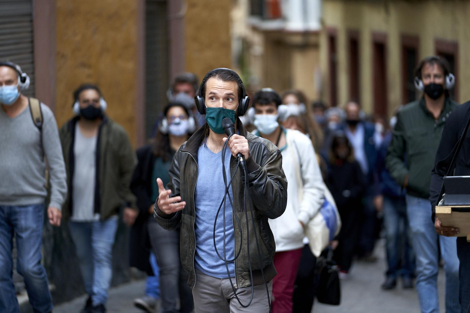 El artista gaditano Emilio Rivas, durante el pase de 'Take a walk on wild side-Cádiz' de ayer.