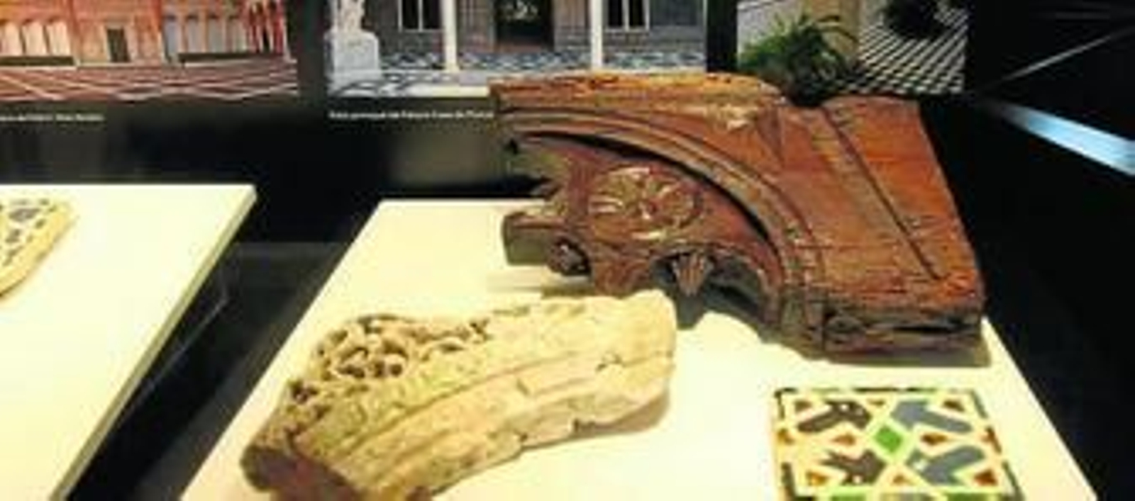 Algunas de las 111 piezas que se exponen en el nuevo centro.