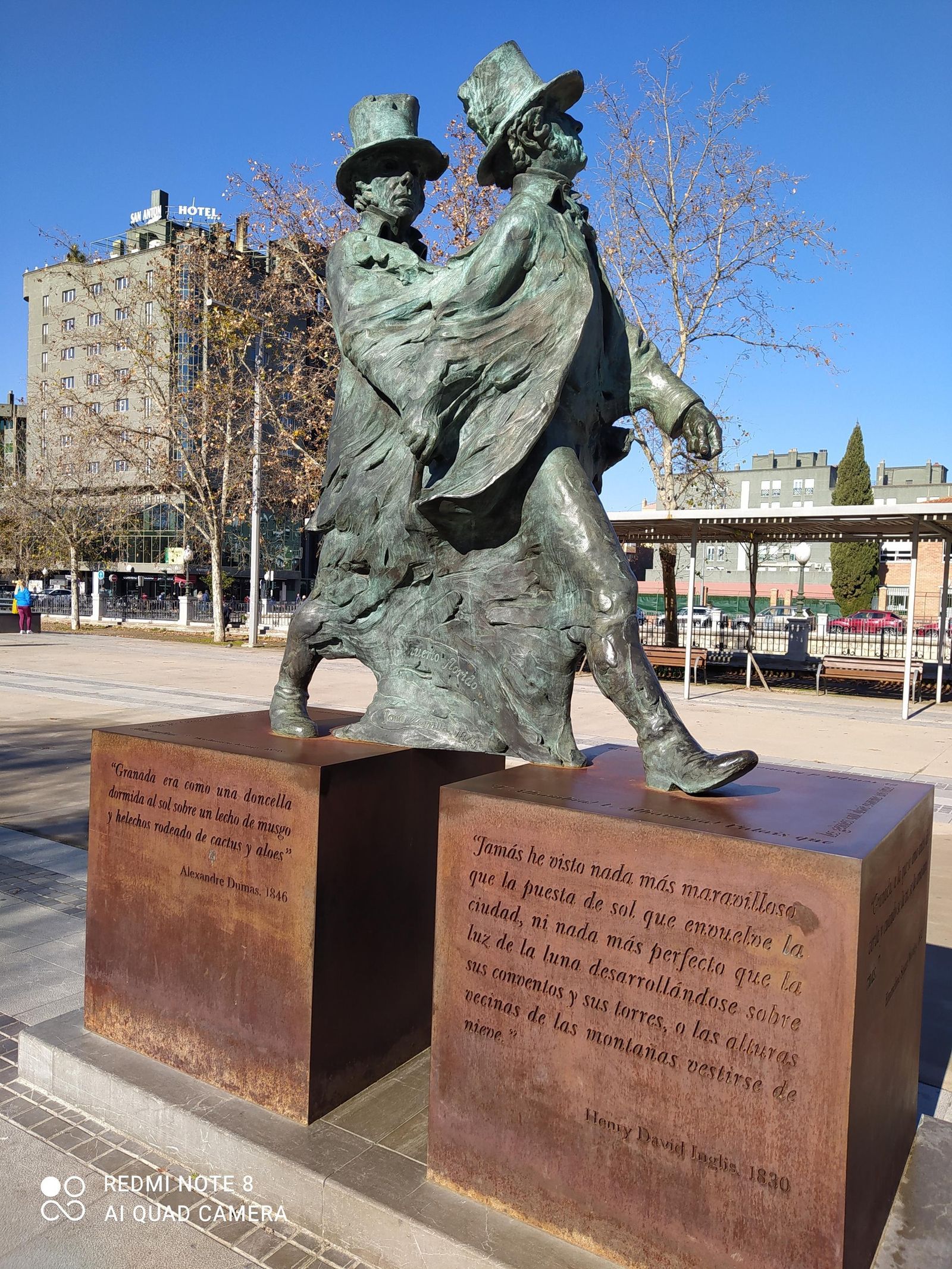 Monumento a los viajeros románticos.