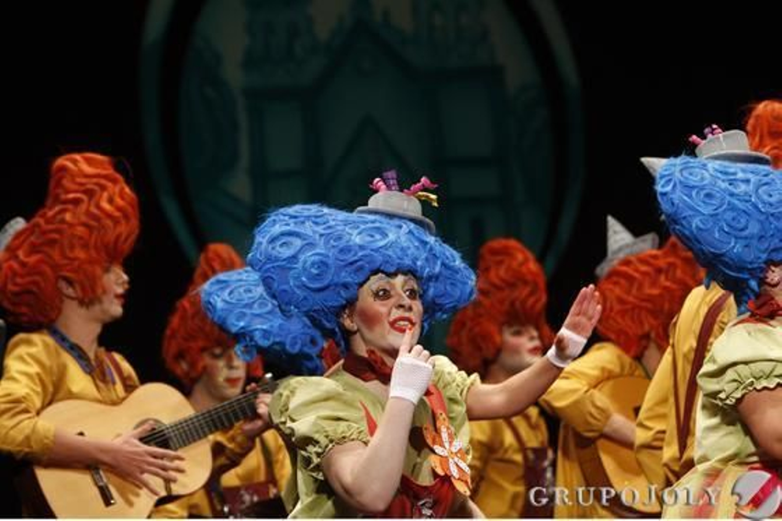 Comparsa 'Bendita locura'

Foto: Lourdes de Vicente