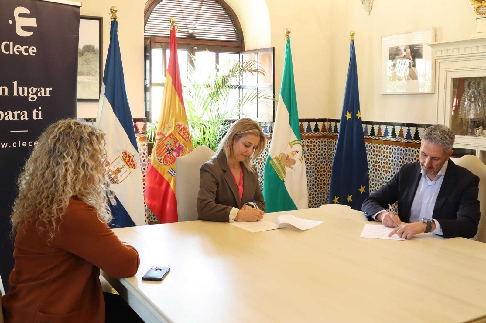Convenio de colaboración del Ayuntamiento de Alcalá con Clece en eventos de contenido social y para el fomento del empleo