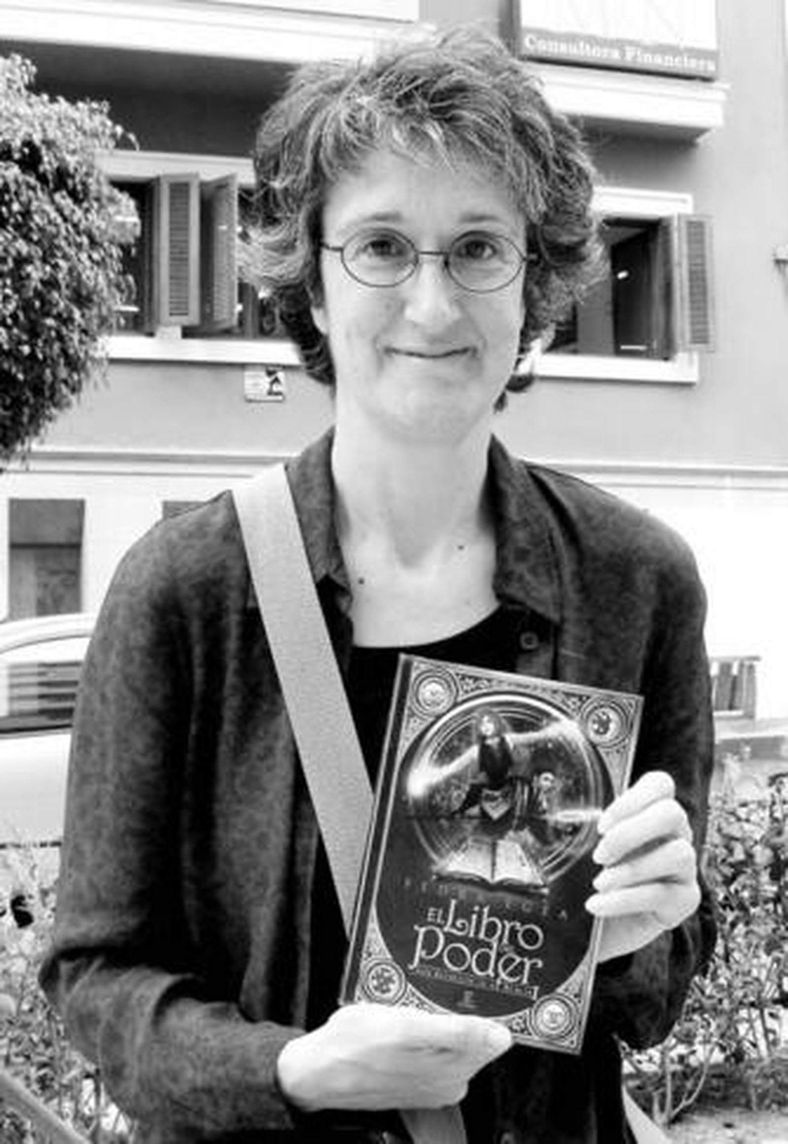 Fedra Egea inicia la búsqueda de nuevos guardianes de la magia