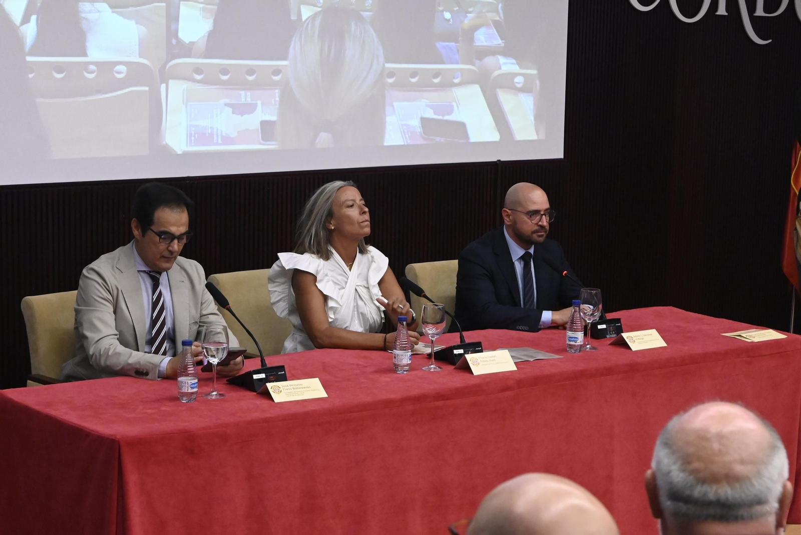 El II Coloquio Consenso Constitucional y Memoria Democrática de Córdoba, en imágenes