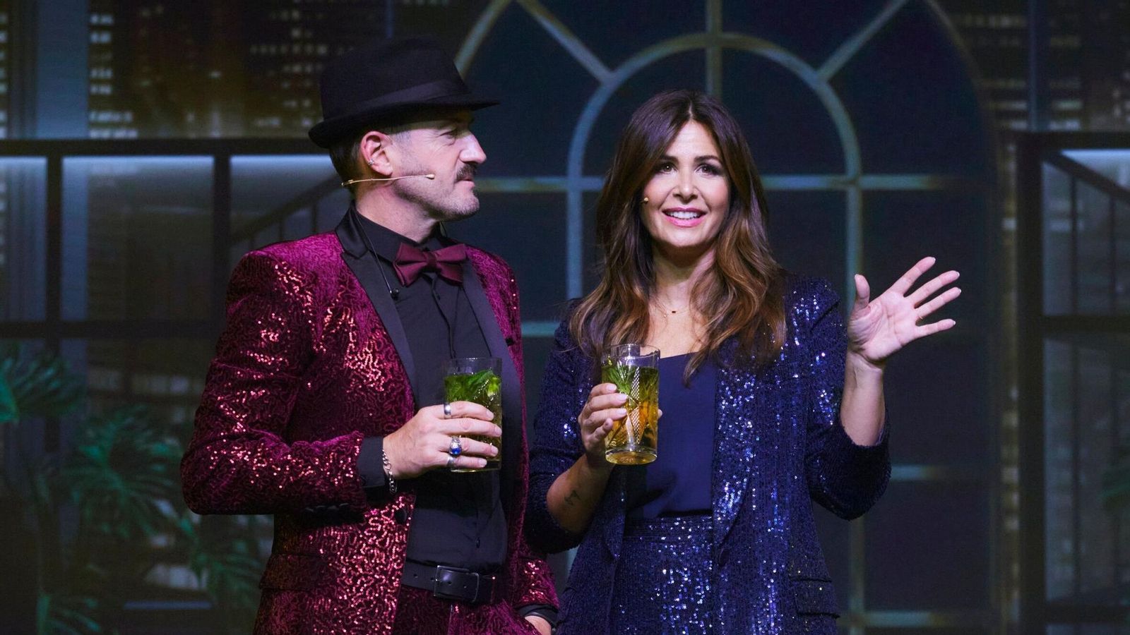 Alex O'Dogerthy y Nuria Roca en 'Amistad Verdadera'