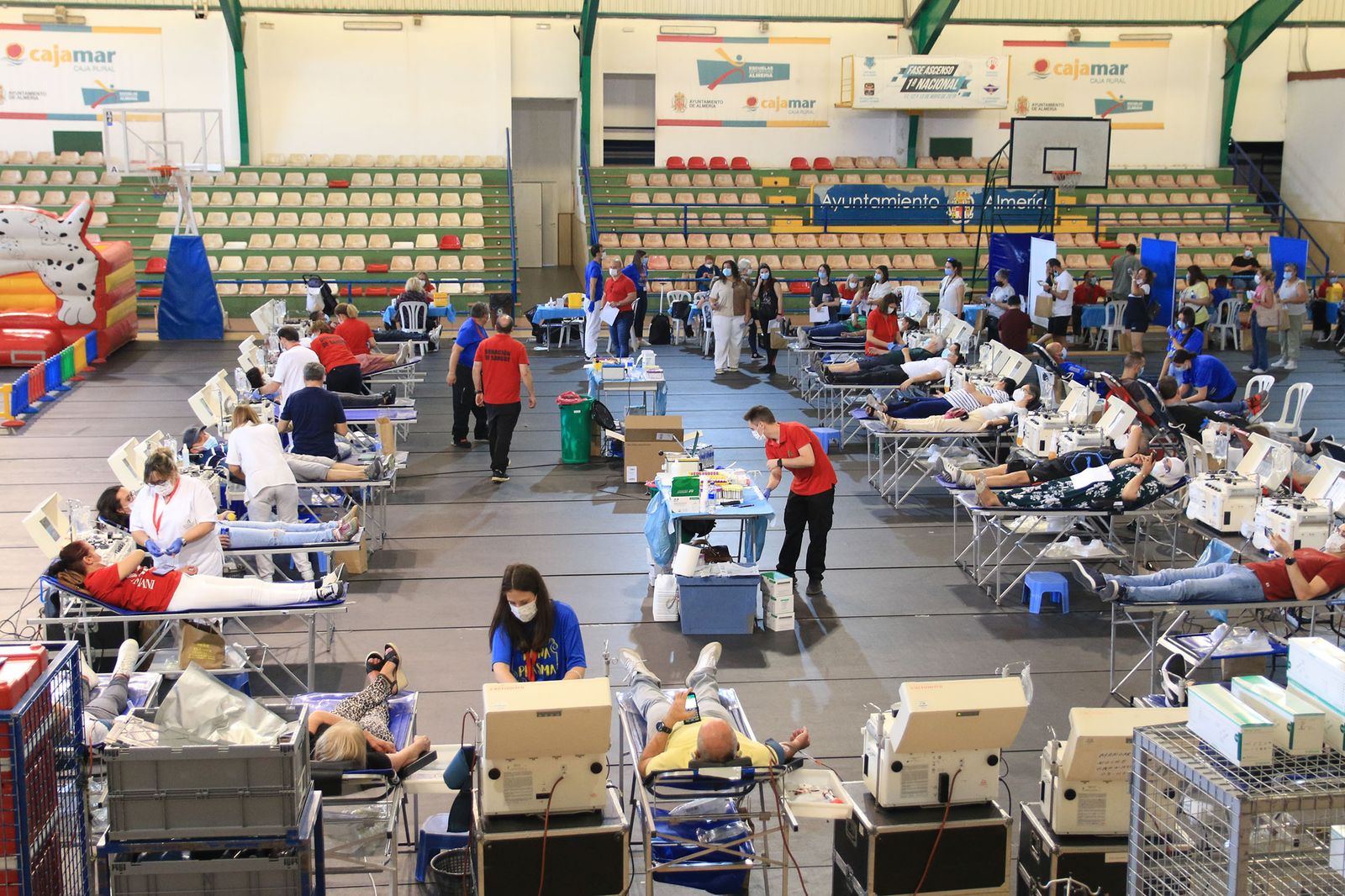 El pabellón Rafael Florido acoge el récord de donantes de sangre