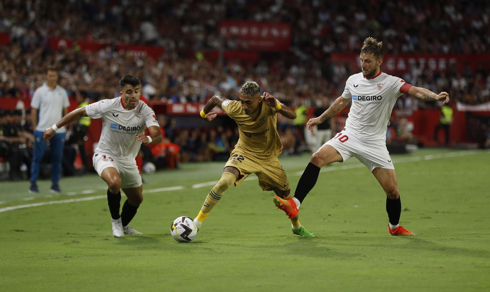 Las imágenes del Sevilla-Barcelona