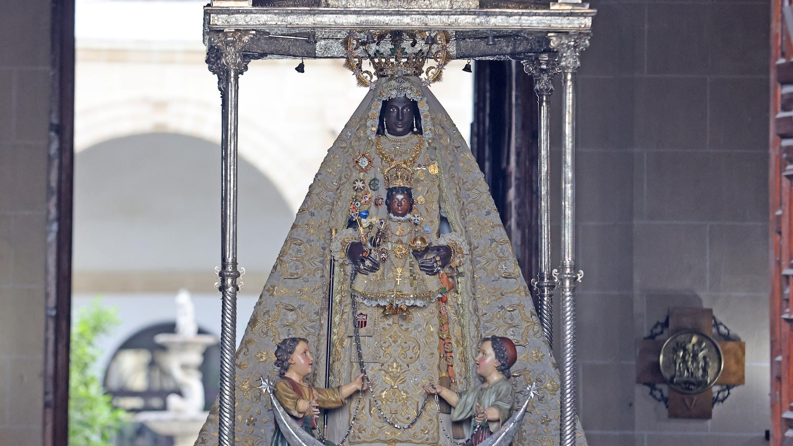 Imágenes de la procesión de La Patrona de Jerez