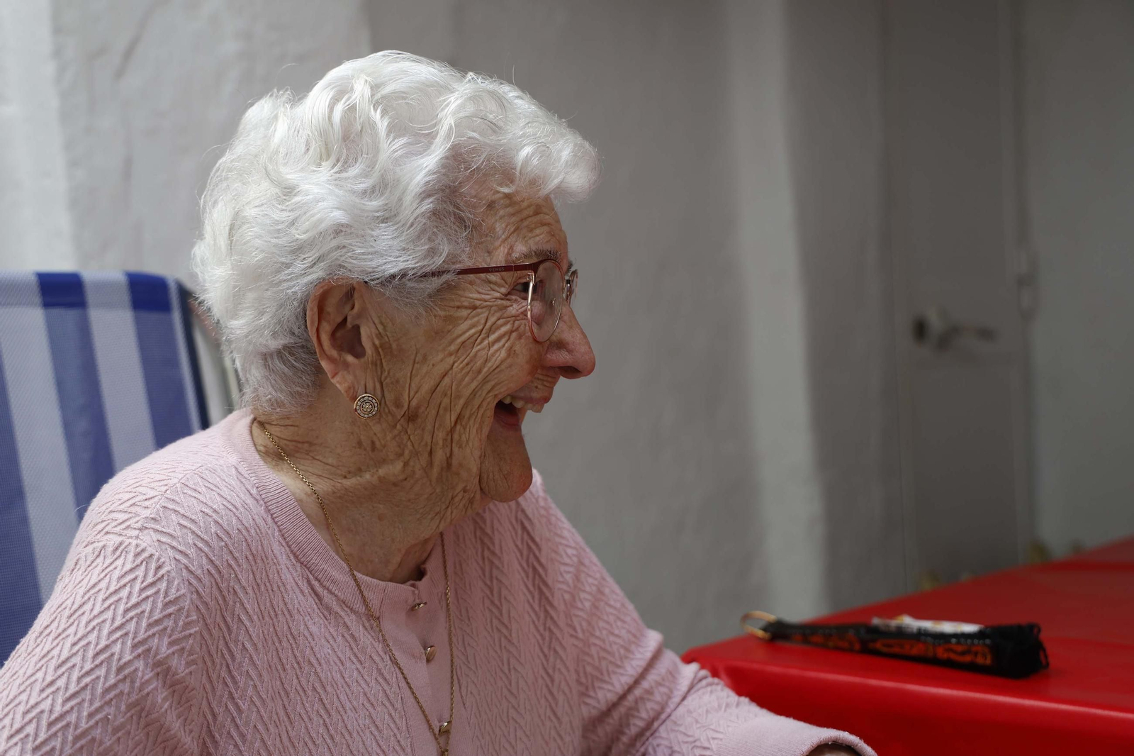 La vecina de Tarifa Juana Medero cumple 100 años rodeada de su familia