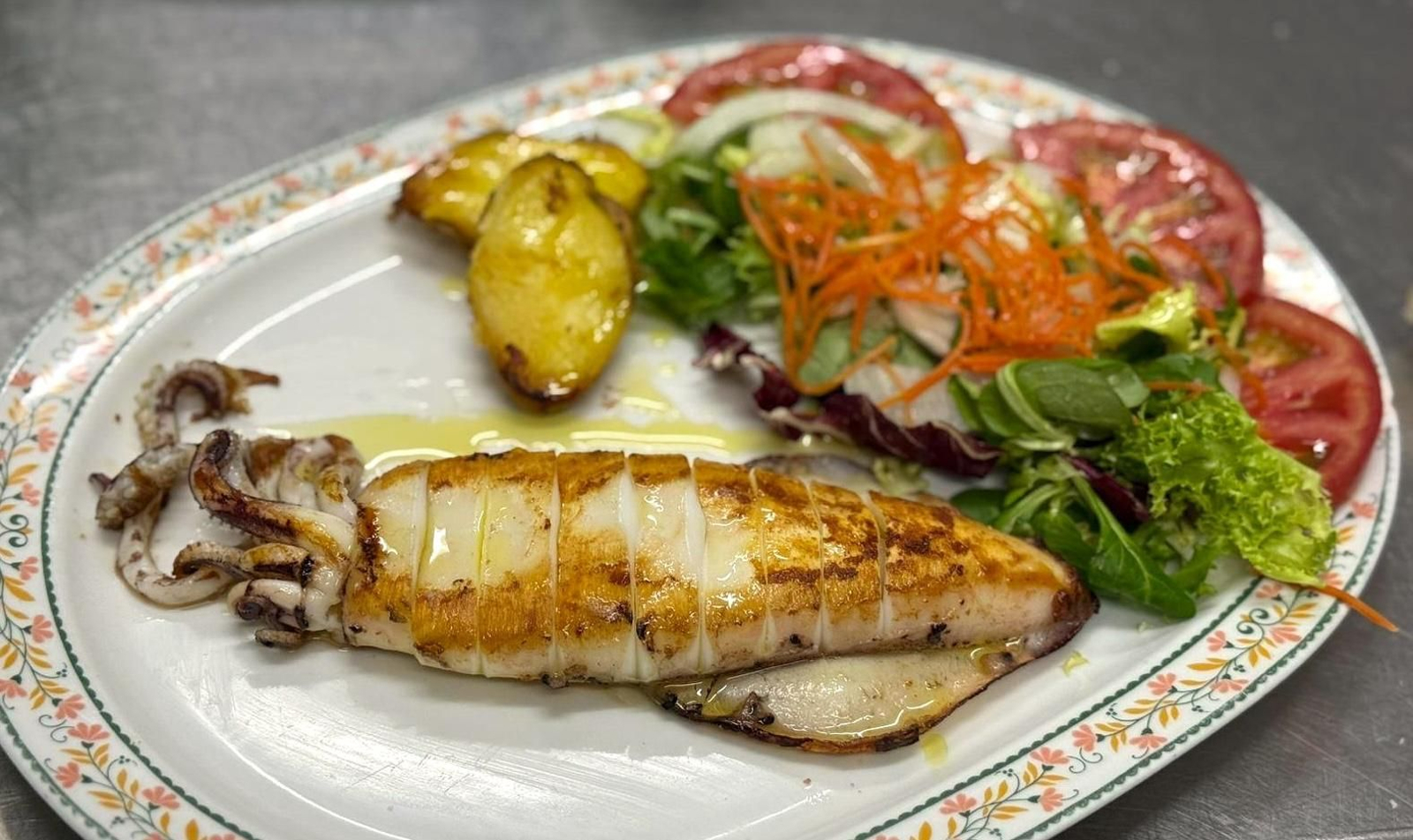 En un rincón costero acogedor y sencillo se esconde el restaurante que todos recomiendan