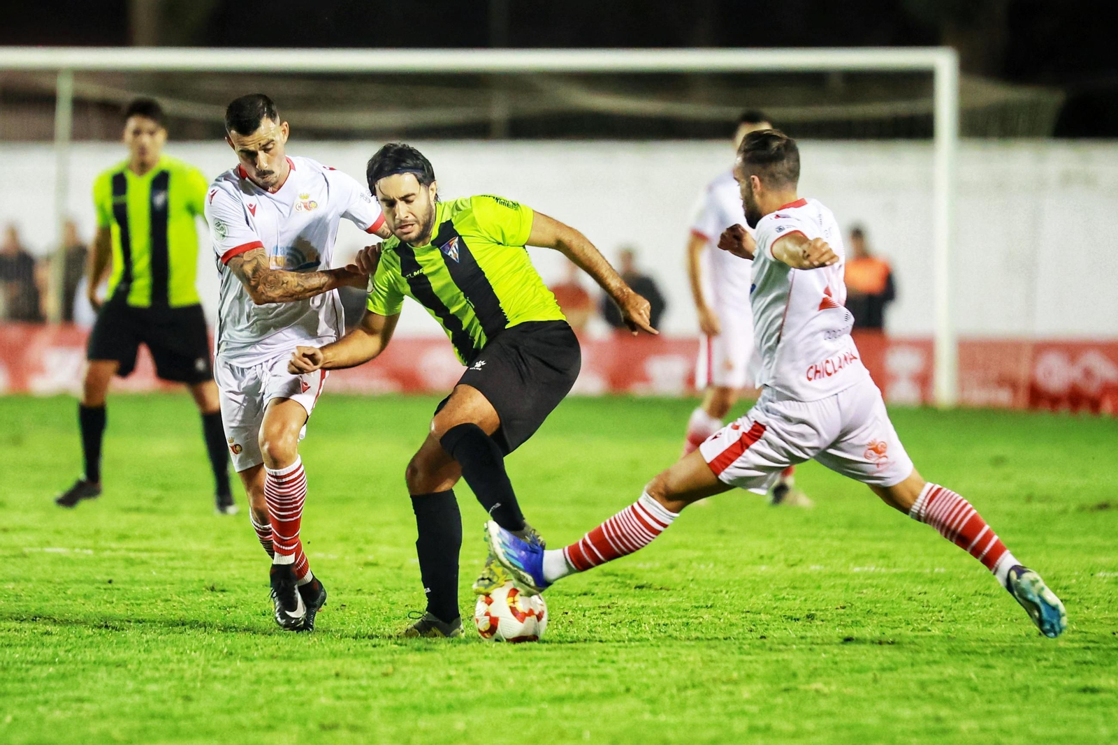 Las imágenes del partido entre el Chiclana CF y el Melilla CD