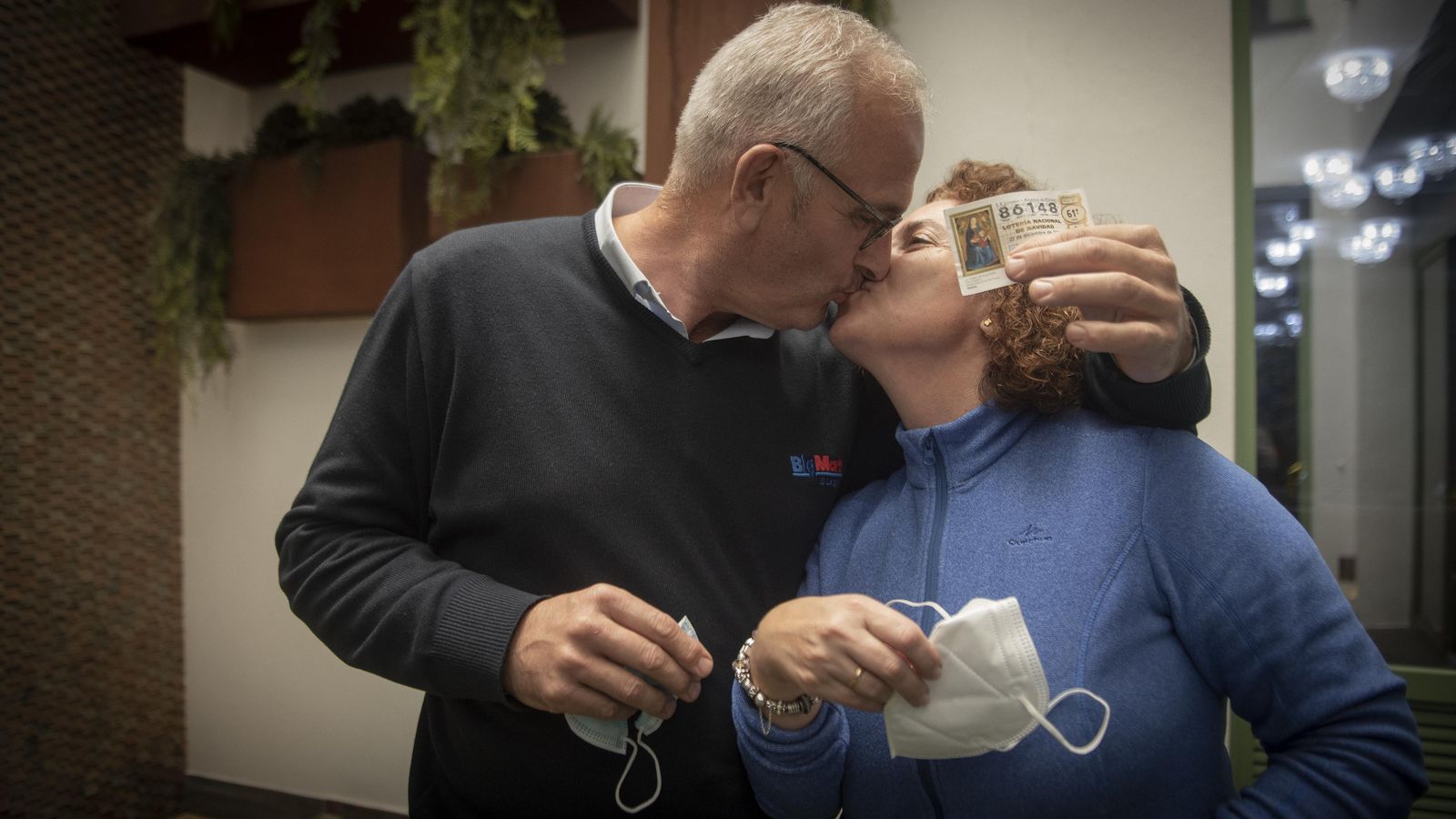 Antonio Pérez y Rosario Sánchez, el matrimonio que compró los 22 décimos del Gordo.
