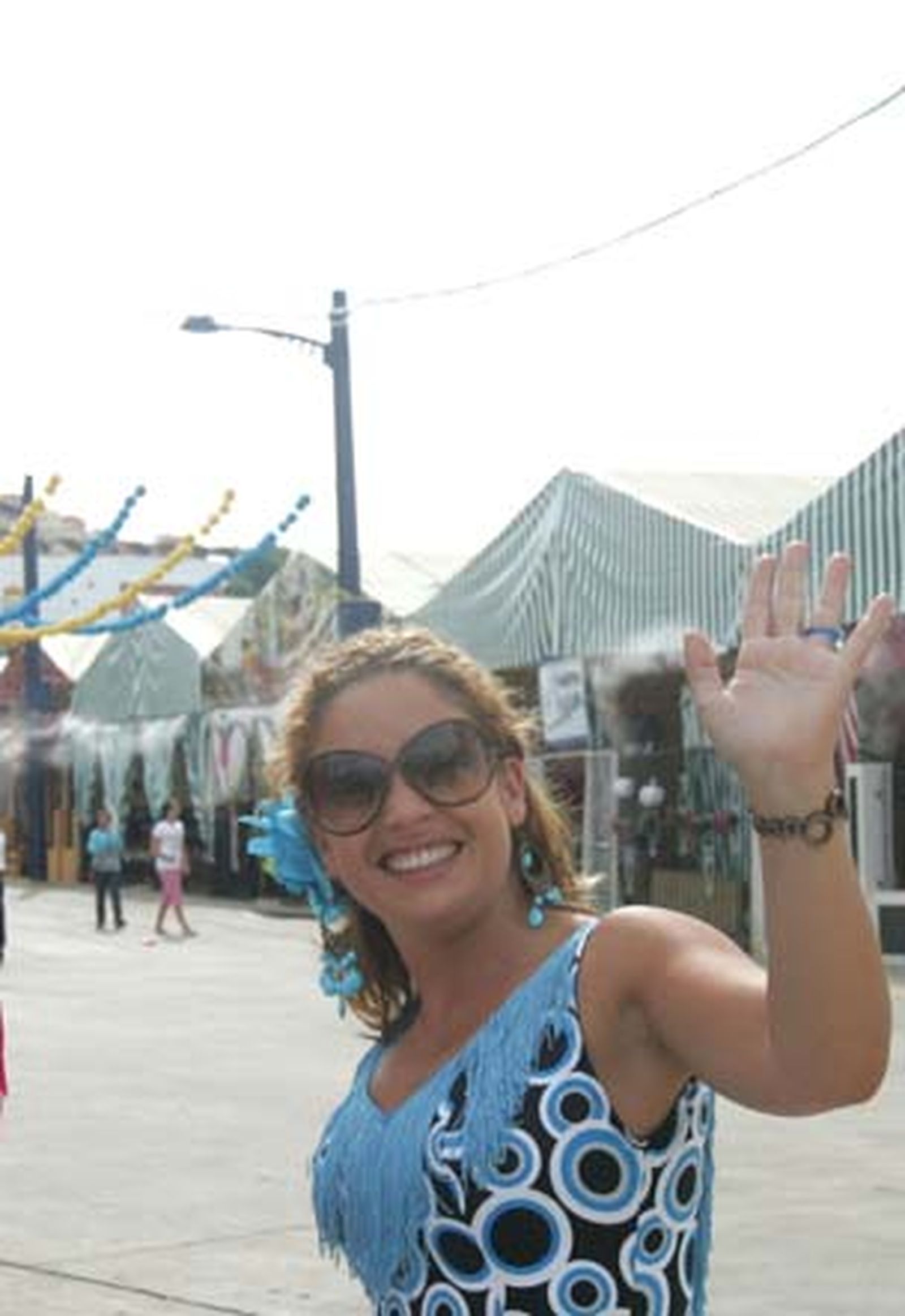 Los campogibraltareños acudieron el domingo a apurar las últimas horas de las fiestas mayores de la ciudad.

Foto: Jose Maria Quiñones