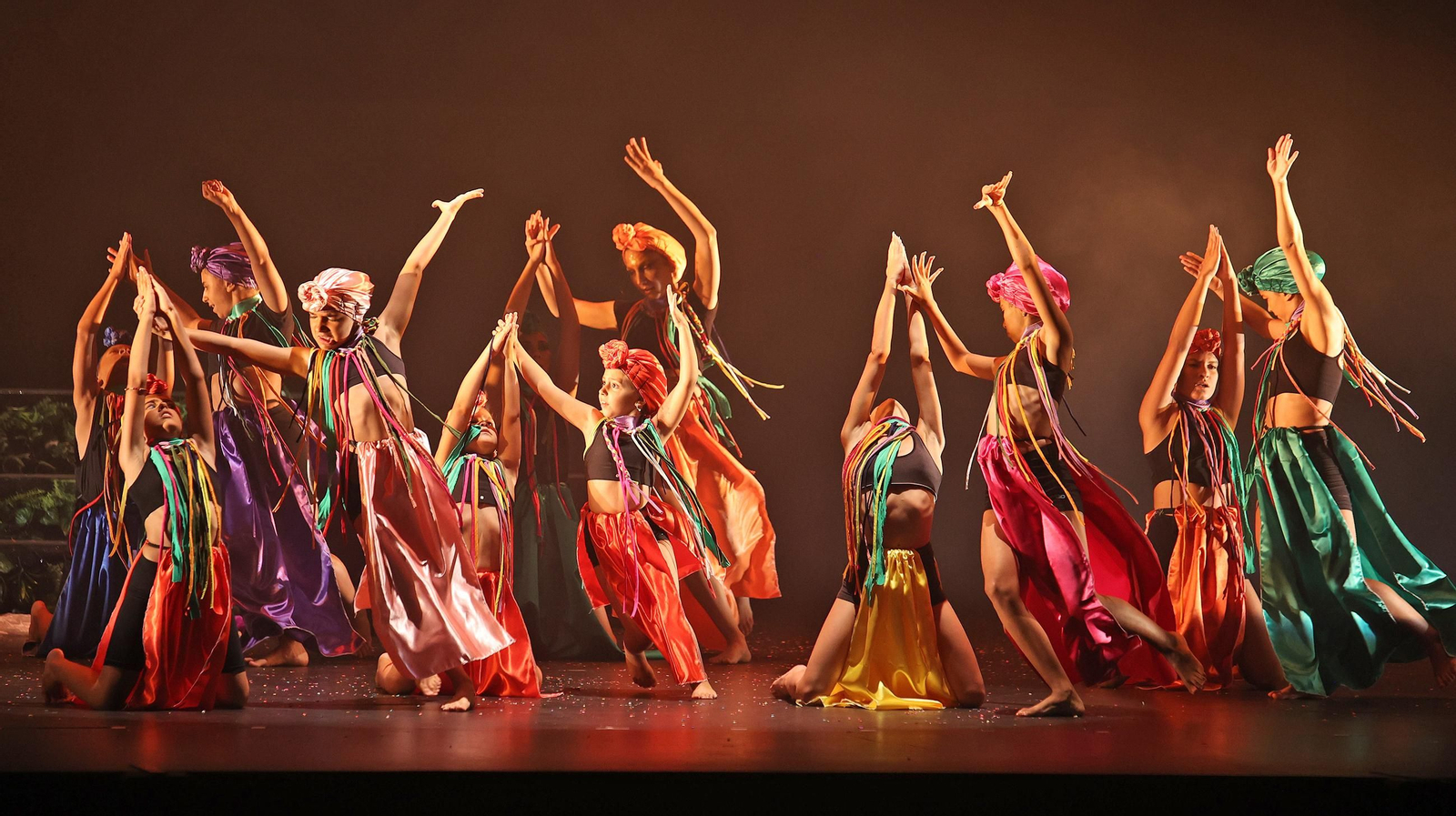 'África' el espectáculo de fin de curso de las Hermanas Sanchez en Jerez