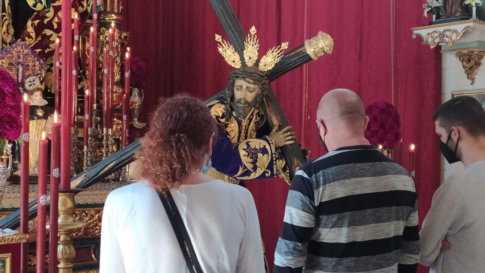 Acto de veneración de Jesús de los Afligidos en el Cristo.
