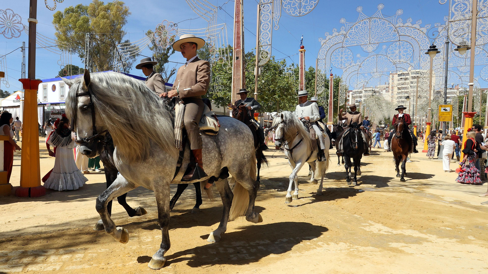 Imágenes del ambiente el miércoles en la Feria de Jerez 2024