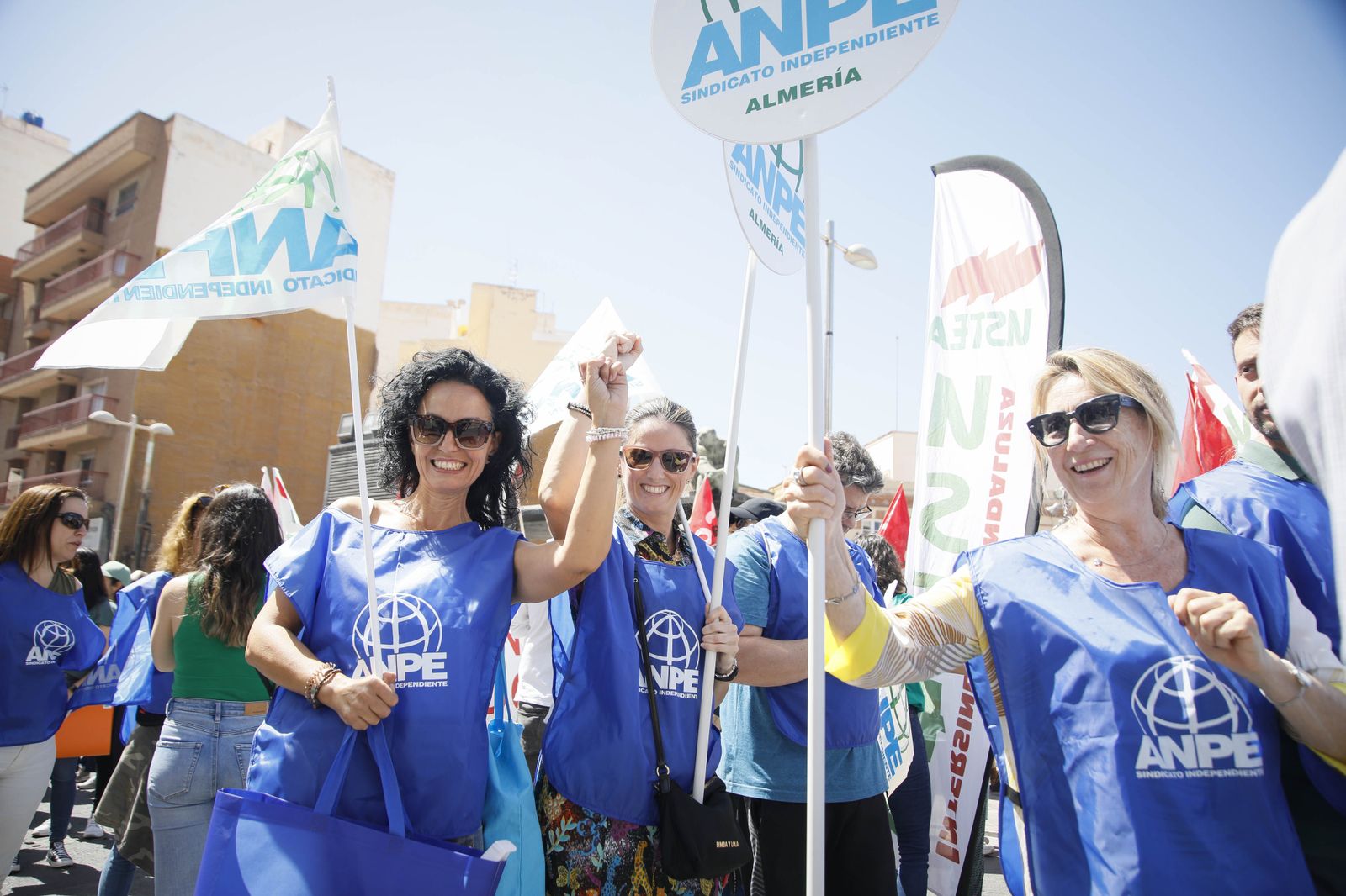 Las imágenes de la HUELGA DOCENTE de Almería