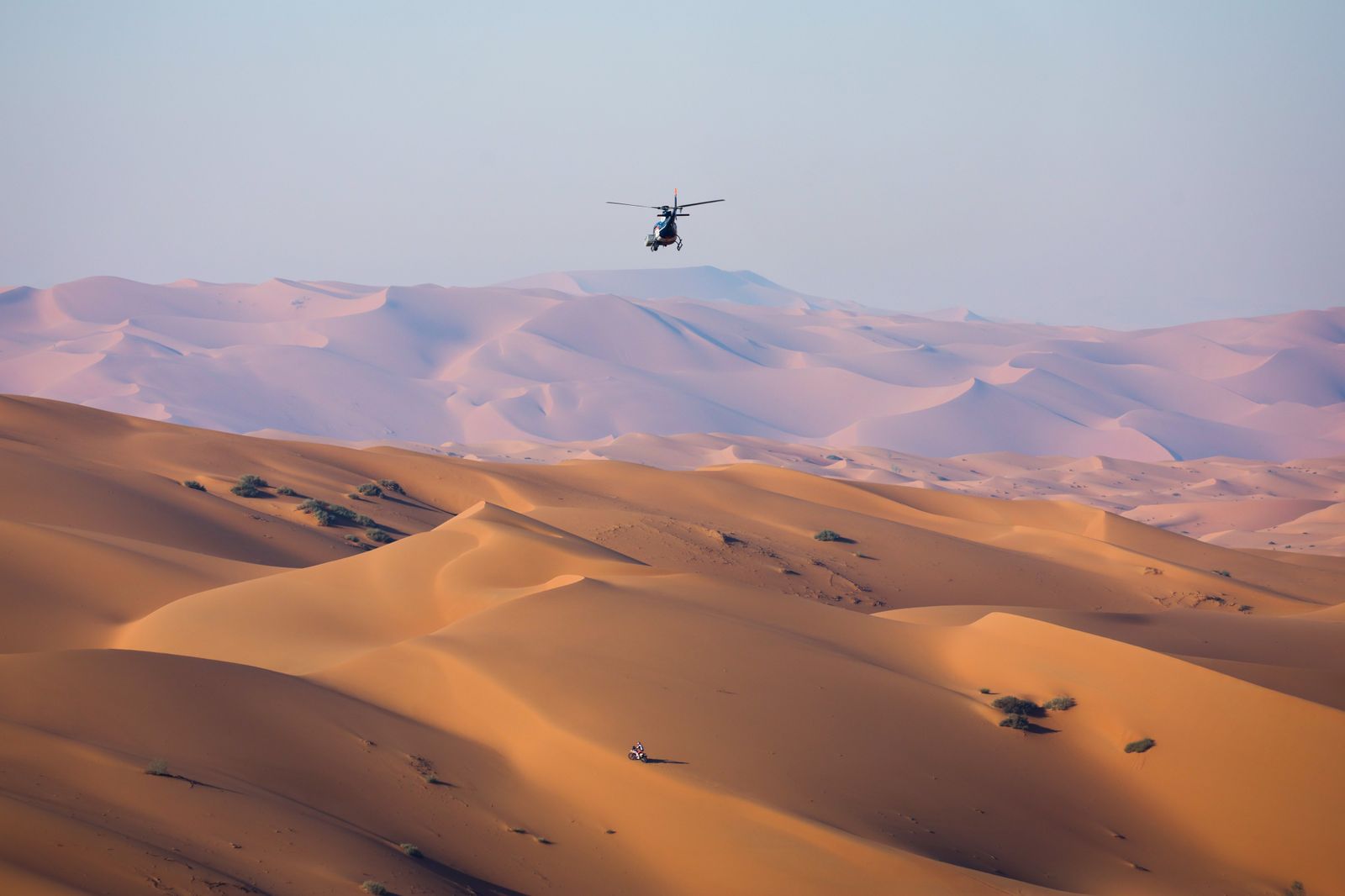 Las mejores fotos del Dakar por las dunas