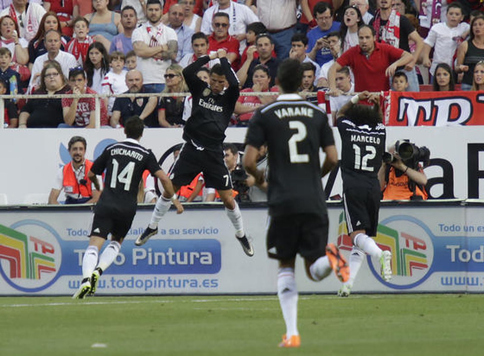 El Real Madrid no falla ante el Sevilla (2-3)
