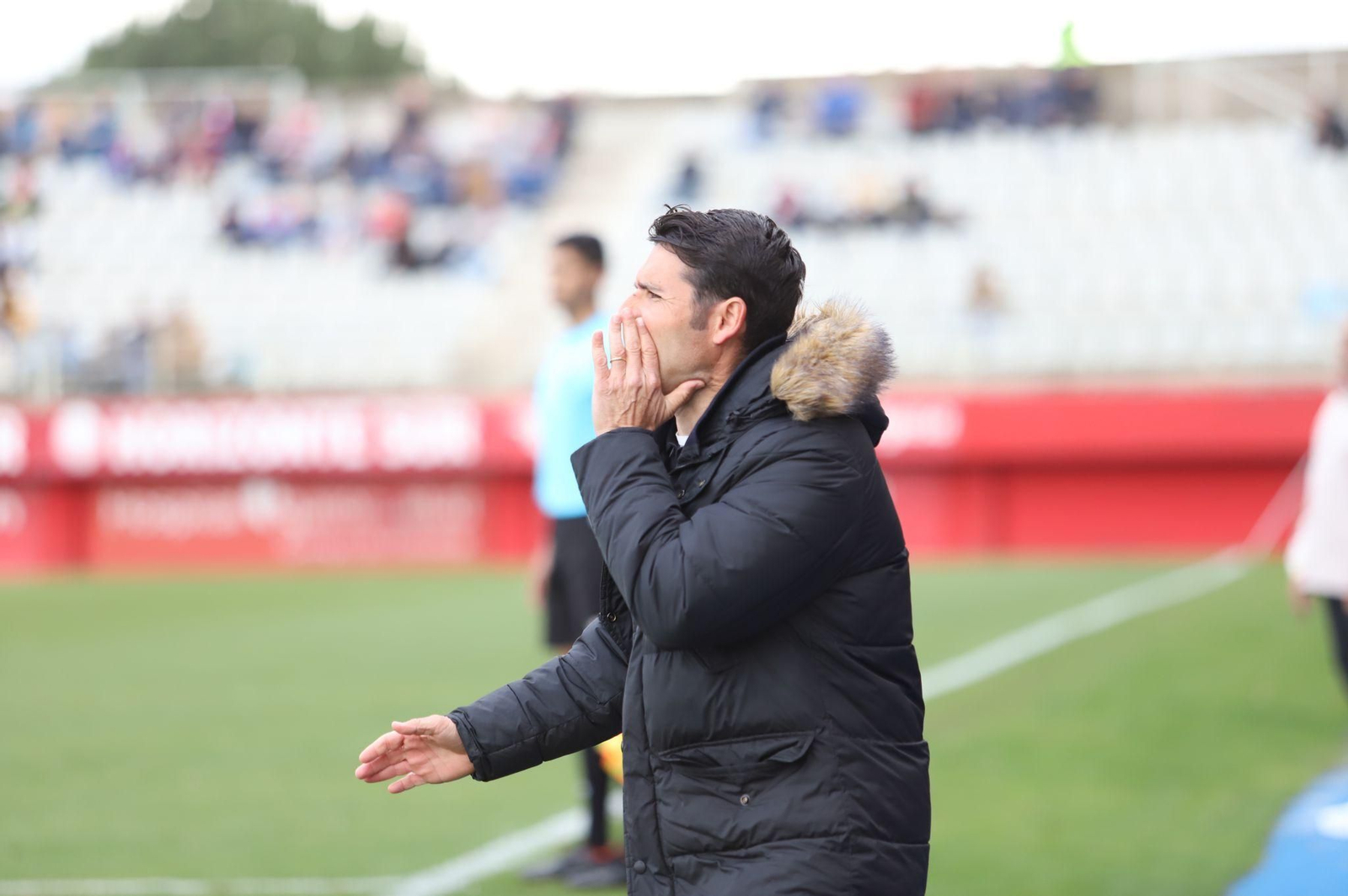 Lolo Escobar, durante el Algeciras - Recreativo Granada. Lolo Escobar, durante el Algeciras - Recreativo Granada.