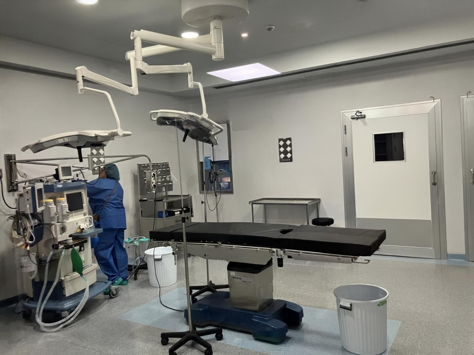 Imagen de los renovados quirófanos de San Carlos.