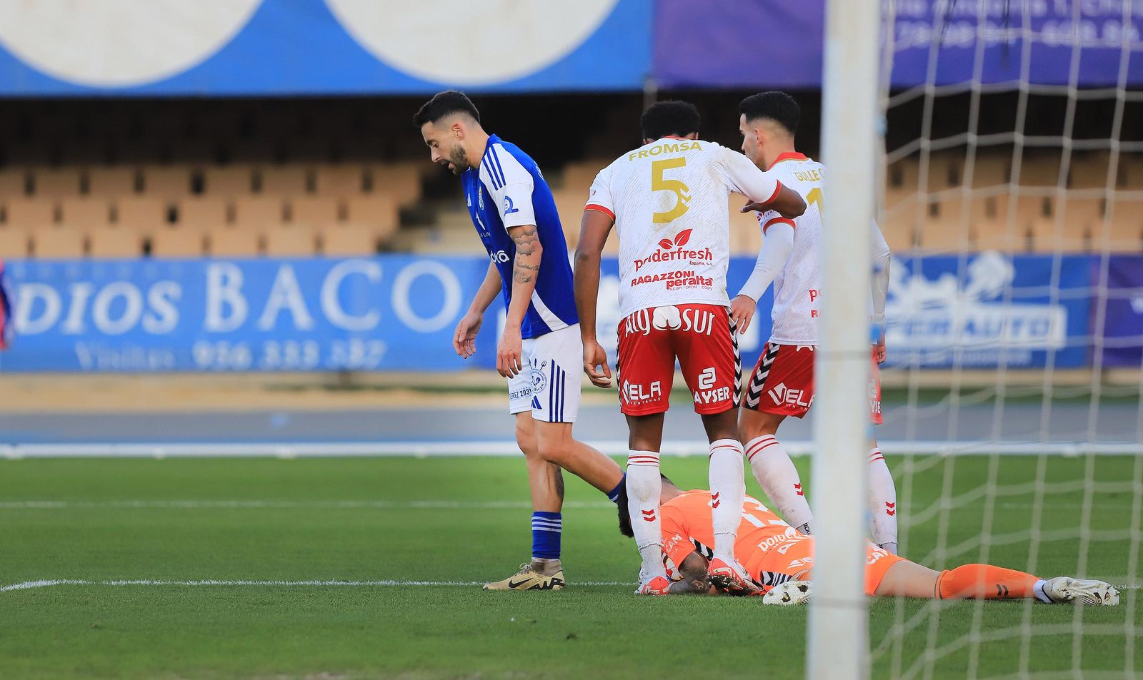 Imágenes del partido del Xerez CD contra el Antoniano en Chapín