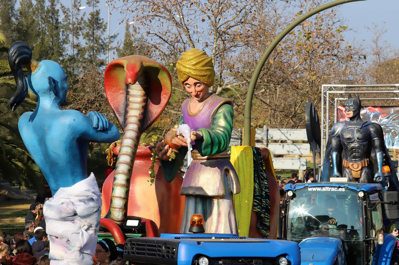 Imágenes de la cabalgata de los Reyes Magos de Huelva