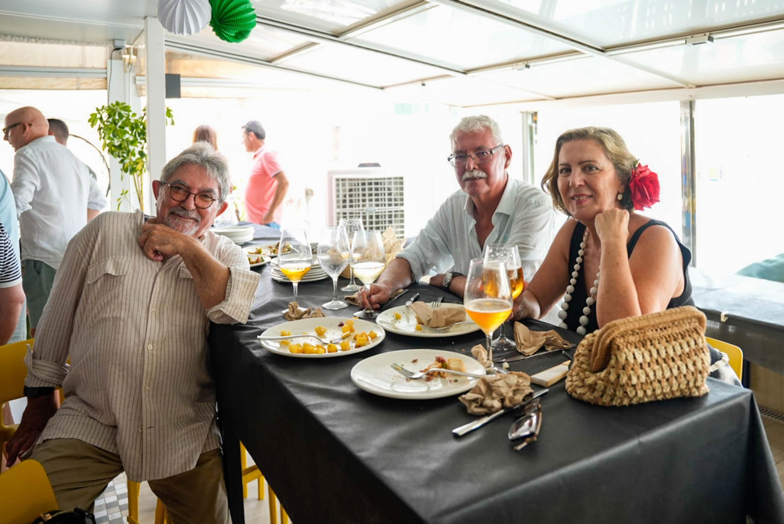 Los almerienses disfrutan del martes en la Feria del Mediodía