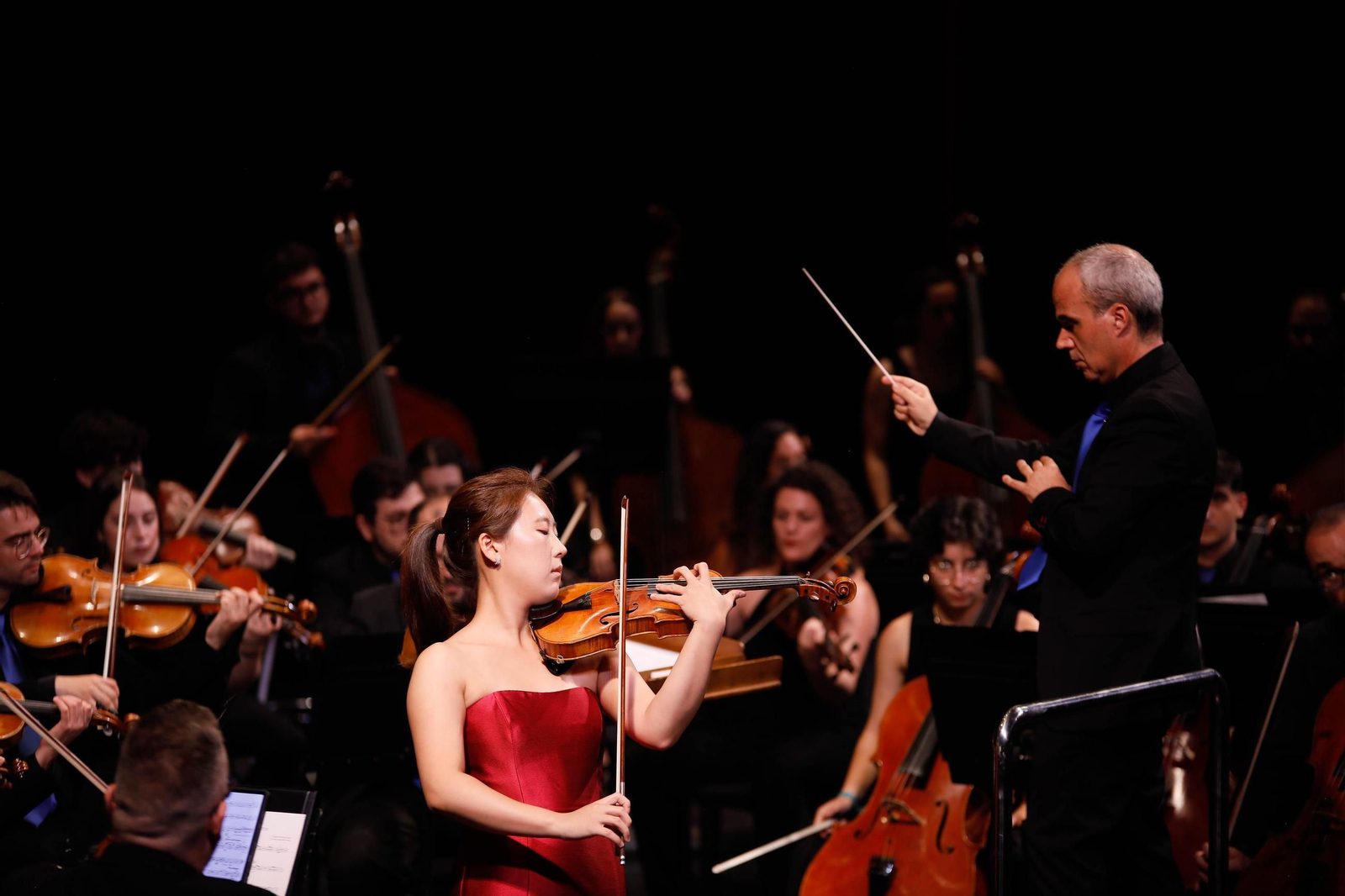 El concierto de la Orquesta de la UAL en el Auditorio Maestro Padilla, en imágenes