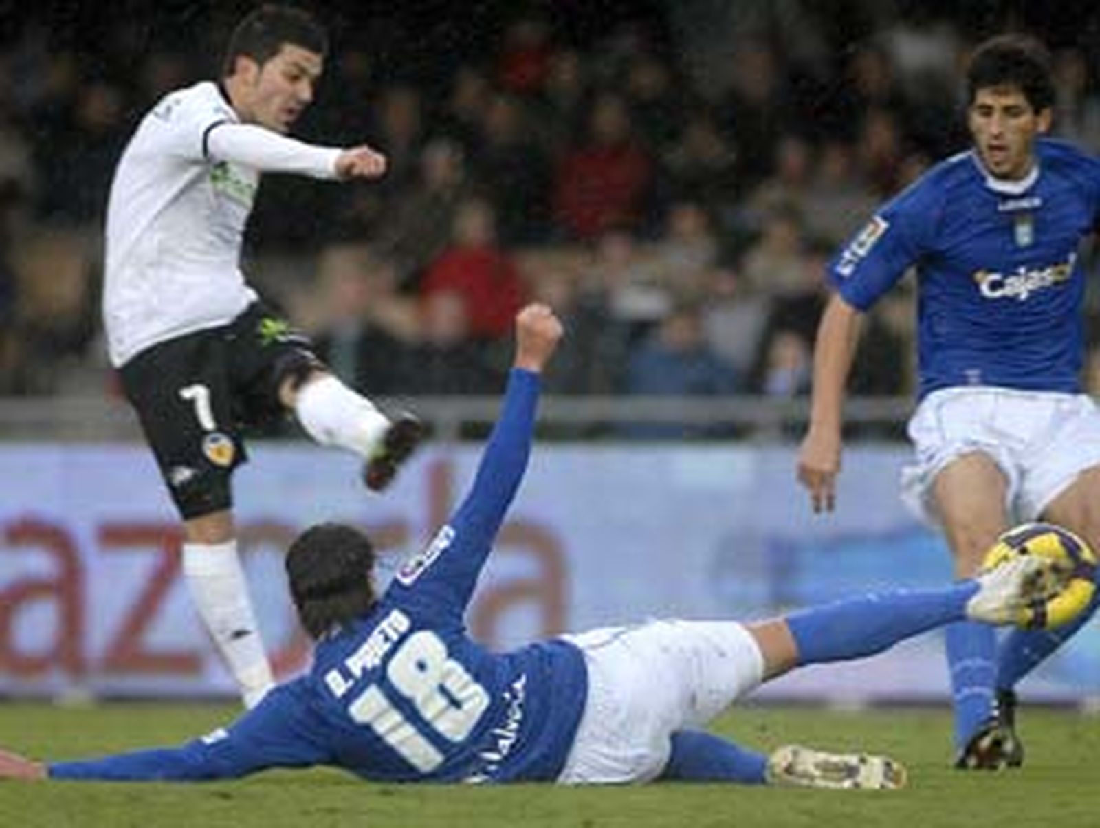 El Xerez se hunde un poco más en el fondo de la tabla (1-3)