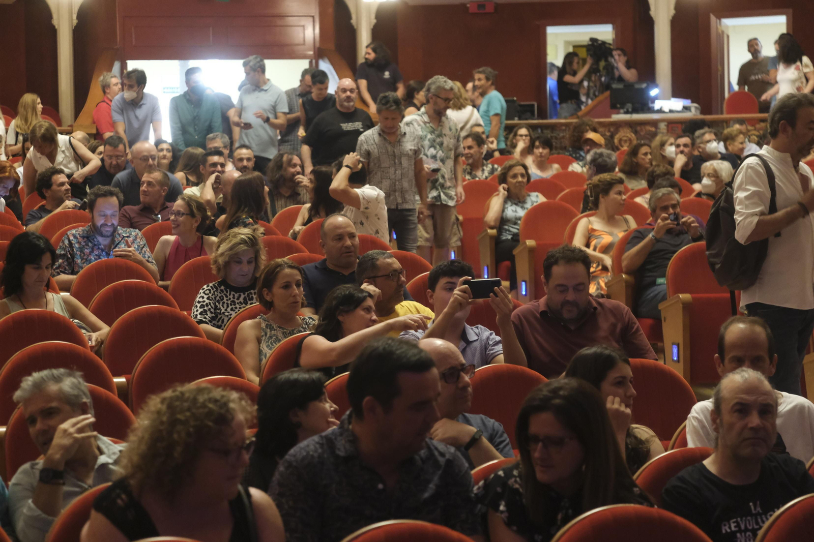 El concierto de Juan Perro en el Festival de la Guitarra, en imágenes