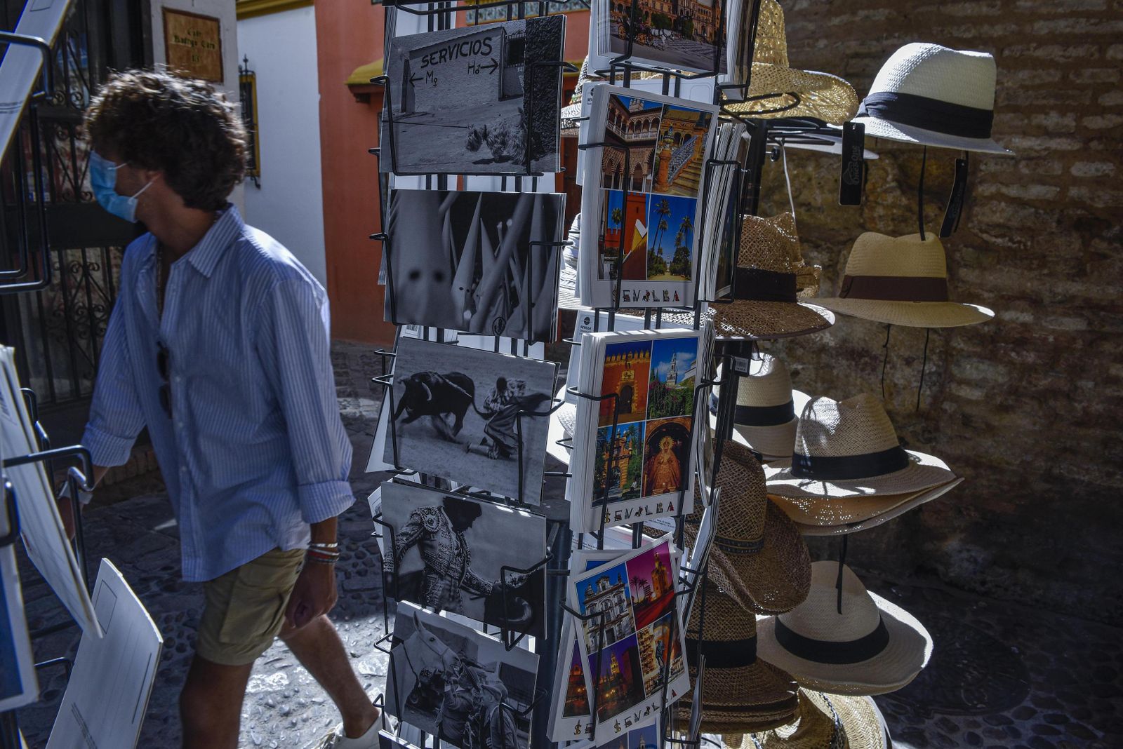 El barrio de Santa Cruz se queda vacío